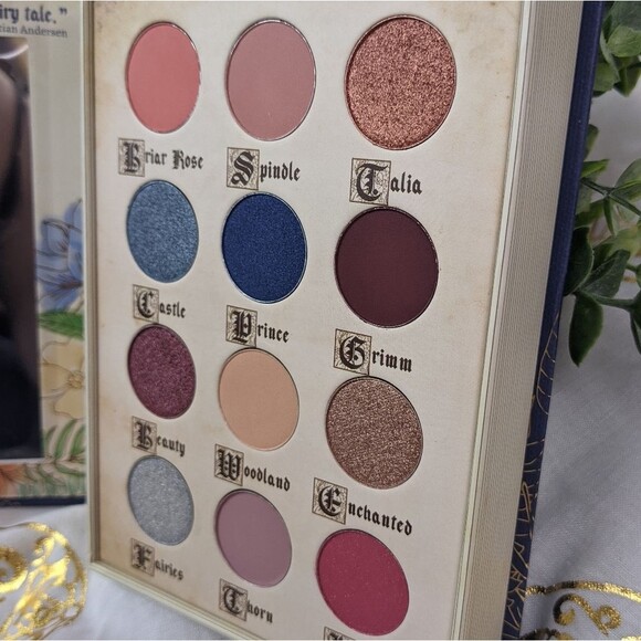 NIB Storybook Cosmetics Little Briar Rose Palette - Picture 4 of 4
